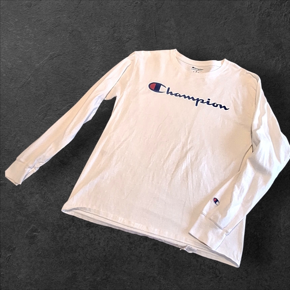 Women's Champion Authentic White Crewneck Shirt Size Medium